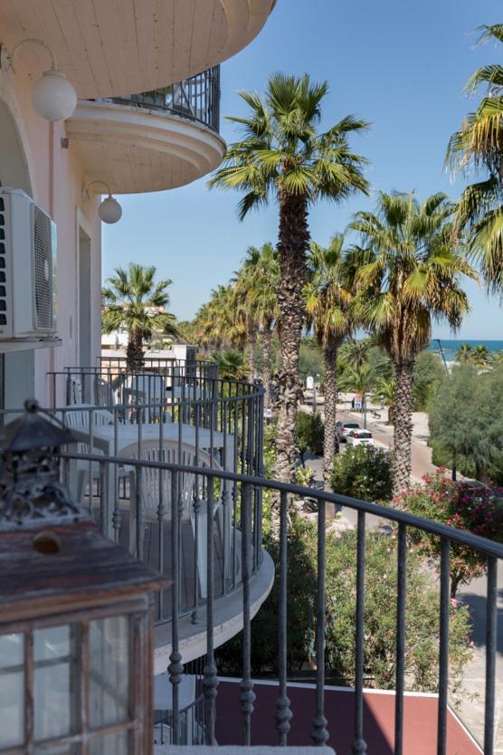 Il Lauro Aparthotel San Benedetto del Tronto Kültér fotó