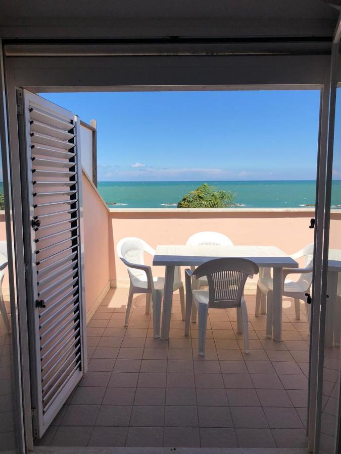 Il Lauro Aparthotel San Benedetto del Tronto Kültér fotó