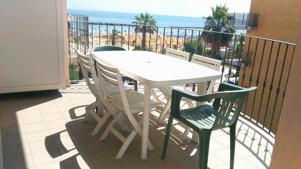 Il Lauro Aparthotel San Benedetto del Tronto Kültér fotó